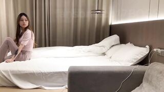 【7BOSS探花】长相甜美粉衣妹子TP啪啪_口交上位骑乘抽插猛操