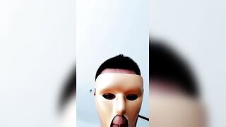 无毛白虎小萝莉被大哥玩弄调教【上篇】眼罩骨头丝袜小乳夹给小骚逼安排上，淫声荡语口交大鸡巴，肛塞跳蛋爆草抽插