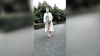 极品美乳风骚小少妇【为人湿表-上篇】出轨寻刺激户外商场露出，勾搭眼镜屌丝回酒店无套啪啪内射，高清源码无水印