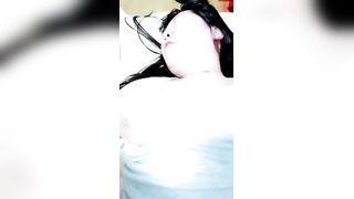 大奶子无毛逼一线天骚母狗小哥调教【上篇】口交大鸡巴母狗爬行，抠逼玩弄揉着骚奶子爆草抽插，淫声荡语不断好刺激
