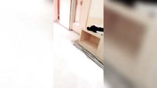 骚货酒店里露脸啪啪全过程【上篇】被插的不过瘾，边插边大黑牛自慰