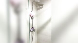 超级高颜值的气质豪乳女友【裸舞篇】和小鲜肉男友啪啪大秀口爆 白衣巨乳太诱人了