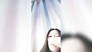 长发女神妹子【性感裸舞】说话嗲嗲的特写可爱性格好白虎鲍鱼美，湿漉漉的模特身材诱人的很