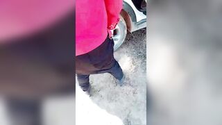 【户外偷情】真实夫妻，全程露脸蓝天白云，脱了裙子漏着奶子让小哥后入草大屁股给狼友看，真实感很强不要错过