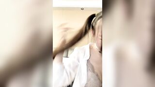 【0咕噜0】颜值区绿播下海，极品女神，三点尽露，美腿粉乳，人气登顶万众期待