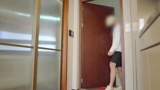 让快递小哥哥插入我的小穴行吗