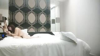 高品质探花搞得太猛妹子被操哭,往死里爆插小穴,搞得美女受不了