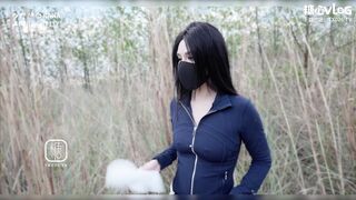 [糖心Vlog] 中出魅魔奈奈 荒野深喉吞屌 连体情趣极致魅惑骑乘榨精内射 - 西野加奈